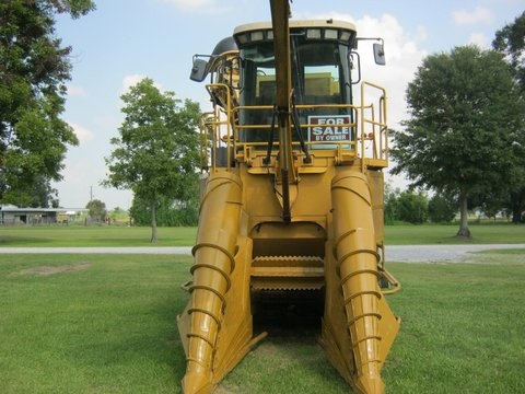 รถตัดอ้อยมือสอง Cameco 04 ล้อยาง จากลุยซ์เซียน่า 6,800,000 บาทเท่านั้น