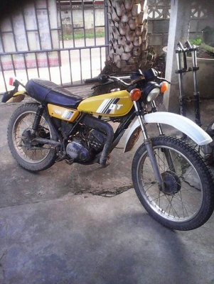 ขาย dt 100 สภาพเดิมเครื่องดีขับได้ปกติ