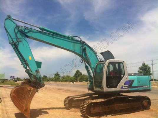 รถแบคโฮ ยี่ห้อ KOBELCO รุ่น SK210-6