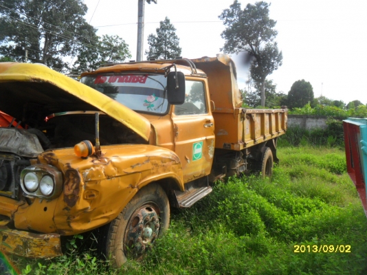 ขายรถหกล้อดั้มหัวยาว