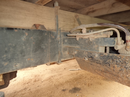 ขายรถ6ล้อฮีโน่FCปี40ของแท้เครื่อง120แรง ยาว5.50 รถสภาพสวยเดิมๆพร้อมใช้