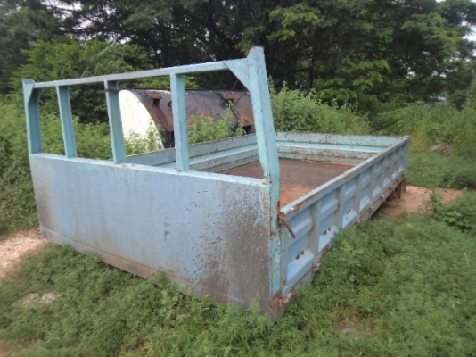 ขายกะบะรถ6ล้อเป็นเหล็กทั้งลูก สภาพสวย ราคาถูกๆๆๆๆๆๆ