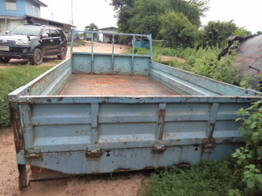 ขายกะบะรถ6ล้อเป็นเหล็กทั้งลูก สภาพสวย ราคาถูกๆๆๆๆๆๆ