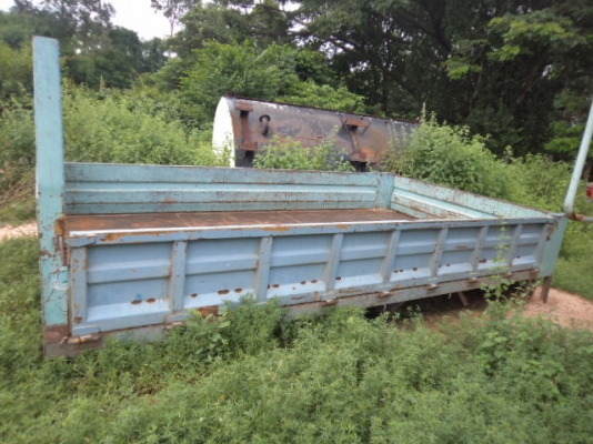 ขายกะบะรถ6ล้อเป็นเหล็กทั้งลูก สภาพสวย ราคาถูกๆๆๆๆๆๆ