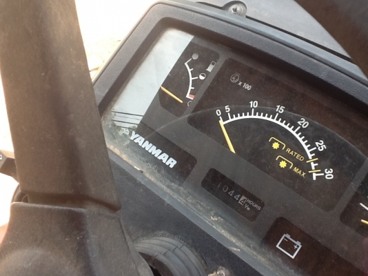 ยันร์ม่า EF453 T 4 WD 2 เพลา พร้อมใบมีดดันหน้า พร้อมใช้งาน