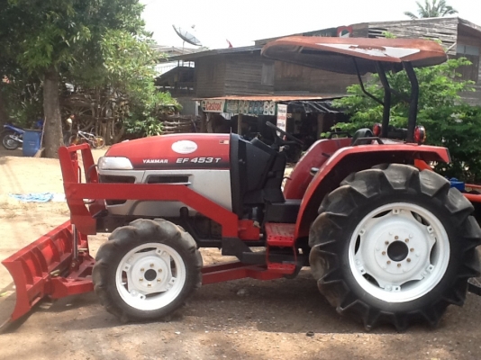 ยันร์ม่า EF453 T 4 WD 2 เพลา พร้อมใบมีดดันหน้า พร้อมใช้งาน