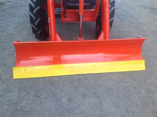 ปัญญาแทรคเตอร์มาแล้ว...นางฟ้า ครับ คูโบต้า L4508 DI ทำงานเพียง 953 ชม. พร้อม ใบมีดคานบนรุ่นใหม่ SD180 , โรตาลี่ตราช้าง RX 180