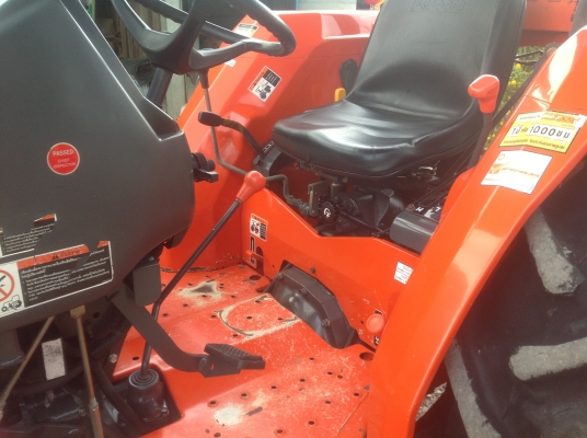 ปัญญาแทรคเตอร์มาแล้ว...นางฟ้า ครับ คูโบต้า L4508 DI ทำงานเพียง 953 ชม. พร้อม ใบมีดคานบนรุ่นใหม่ SD180 , โรตาลี่ตราช้าง RX 180