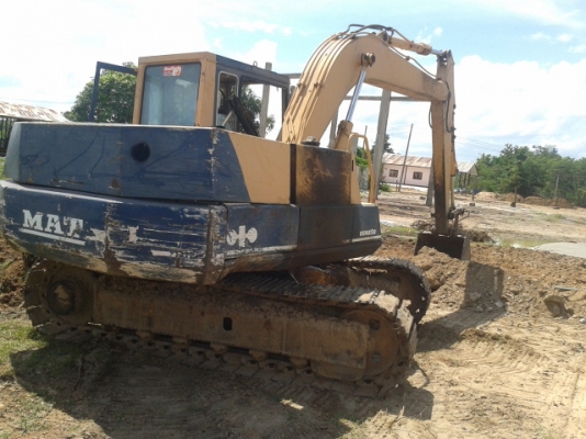 ขายด่วน KOMATSU PC100-3 สภาพพร้อมใช้งานเครื่องดีปั้มดี กำลังแรงฉีกเลี้ยวได้สบายรถสภาพสวย เอกสารใบอินวอยซ์