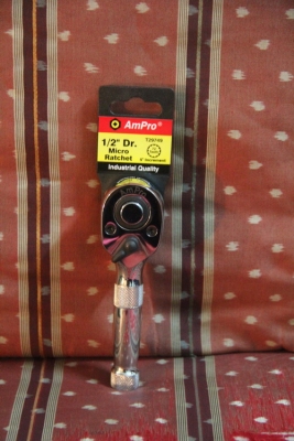 ด้ามขันฟรี สำหรับงานที่แคบ AmPro 72 Teeth