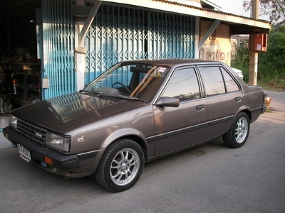 1990 NISSAN, SUNNY 1.3 FF  สีเทา-ดำ เกียร์ออโต้ ทะเบียน 7ช9850 สมุทรสงคราม ราคา  43,000  บาท