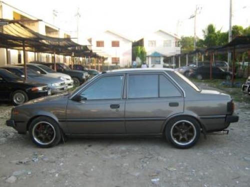 1990 NISSAN, SUNNY 1.3 FF  สีเทา-ดำ เกียร์ออโต้ ทะเบียน 7ช9850 สมุทรสงคราม ราคา  43,000  บาท