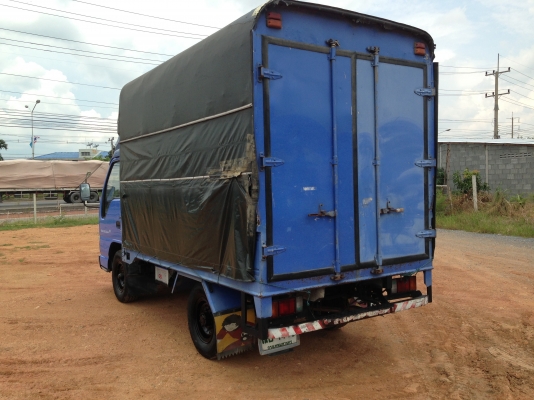 4ล้ออีซูซุNKR 100 HPทะเบียนไม่ติดเวลา(รถห้าง)