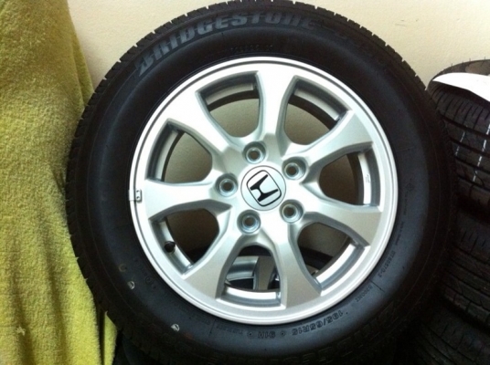 ขายล้อแม็ก Honda Civic FB 15" พร้อมยางป้ายแดงปี 13