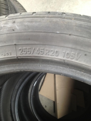 ขายยางNitto Nt420s 255-45-20  u.s.a ดอกหนา 1ชุดถูกๆครับ