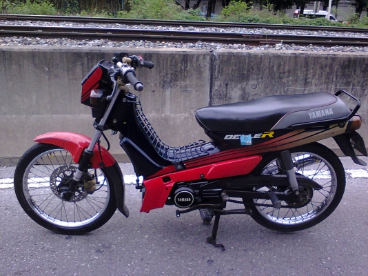 ด่วน..  BELE R ตัวแรง  ดิสเบรค หน้า เครื่องดี  เบรคดี  ไมล์ขึ้น      เกจ์น้ำมันขึ้น  ไฟเลี้ยว ไฟหน้าหลัง ล้อกคอได้   เอกสารครบ  พร้อมโอน      เดิมๆ  สวยครับ  น่าใช้ น่าสะสม   ชอบใจต่อลองได้