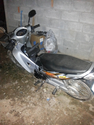 -ขาย เวฟR125  ทะเบียนเต็ม พร้อมโอน รถสภาพสวย