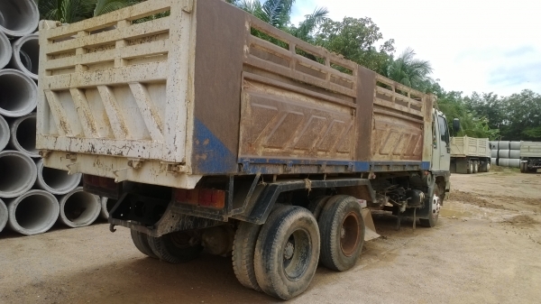 HINO FM3M NLD รถเดิมๆสีเดิม เครื่อง เกืยร์เดิม  ยางไม่สวย....