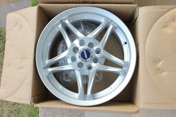 ขายล้อขอบ 16 ของใหม่ 4 วง 6000บาท ถูกที่สุดในโลก ขายล้อขอบ 16 ของใหม่ 4 วง 6000บาท ถูกที่สุดในโลก