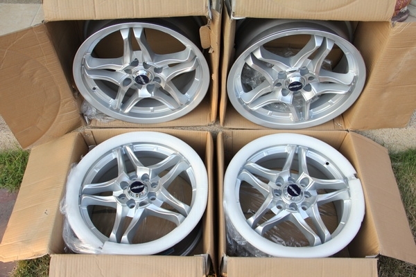 ขายล้อขอบ 16 ของใหม่ 4 วง 6000บาท ถูกที่สุดในโลก ขายล้อขอบ 16 ของใหม่ 4 วง 6000บาท ถูกที่สุดในโลก