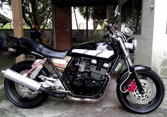 ขายกันถูกๆๆ Yamaha xjr400 ปี96 คาบูไฟฟ้า เอกสารอินวอย์