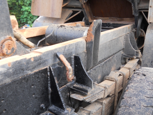 หลุดมัดจำ ขายดาวน์FSR ด่วนๆวาง 150000 ขับไปได้เลยเจ้าของขายเองอีซูซุร๊อกกี้6ล้อดั๊มพ์สภาพสวยพร้อมใช้ไม่ต้องทำอะไรเพิ่มเครื่องเทอร์โบ210แรงม้า