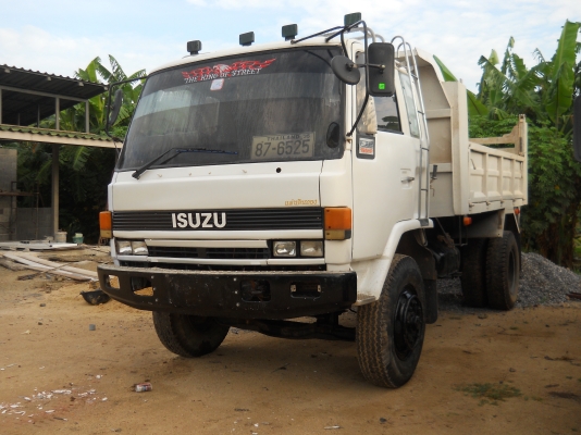 หลุดมัดจำ ขายดาวน์FSR ด่วนๆวาง 150000 ขับไปได้เลยเจ้าของขายเองอีซูซุร๊อกกี้6ล้อดั๊มพ์สภาพสวยพร้อมใช้ไม่ต้องทำอะไรเพิ่มเครื่องเทอร์โบ210แรงม้า