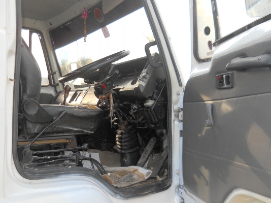 หลุดมัดจำ ขายดาวน์FSR ด่วนๆวาง 150000 ขับไปได้เลยเจ้าของขายเองอีซูซุร๊อกกี้6ล้อดั๊มพ์สภาพสวยพร้อมใช้ไม่ต้องทำอะไรเพิ่มเครื่องเทอร์โบ210แรงม้า