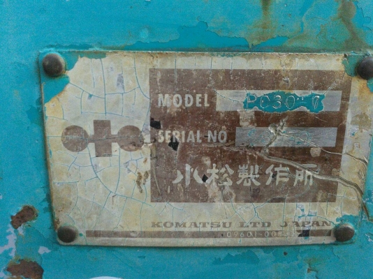 ขายรถขุด KOMATSU  PC30-7 ยังไม่เคยใช้งานในไทย  ตู้เก๋งเพิ่ม40,000 รถมีไลน์เจาะ