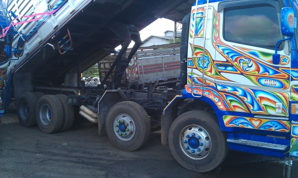 ขายรถ12ล้อดั๊มแม่กับลูกสภาพสวยมากๆ