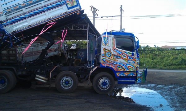 ขายรถ12ล้อดั๊มแม่กับลูกสภาพสวยมากๆ