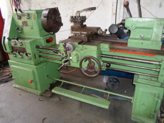 เครื่องกลึง 6 ฟุต ต้าชิง 3 เพลา เกียร์บล็อก  78,000  ด่วน !!!!!