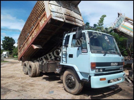 ขายด่วน รถบรรทุก 10 ล้อ ISUZU ROCKY 195 แรง /2 เพลา สโลว์ กระบะดั้ม รถพร้อมใช้ ราคาสุดคุ้ม