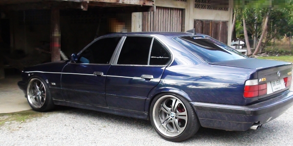 BMW e34 525i