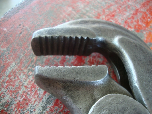 ประแจคอม้า DOWIDAT 175T-2" ประแจคอม้า DOWIDAT 175T-2"