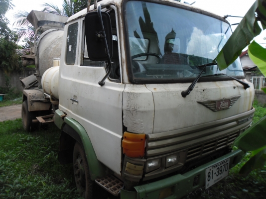 ขายรถโม่ 6 ล้อ HINO FD 171D โม่ไฮดรอลิค 2.5 คิวเครื่อง HO7C 185 แรงเครื่องดีคัสซีสวยทะเบียนเต็ม