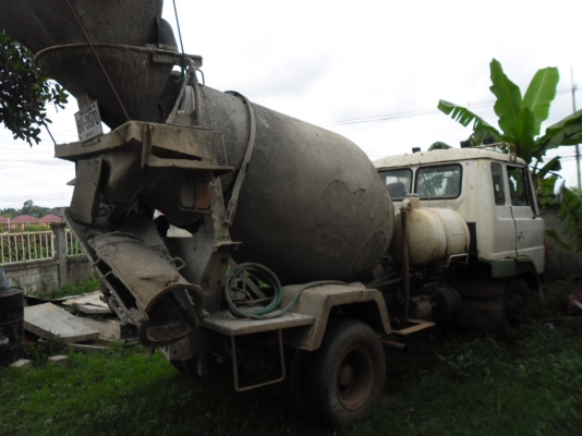 ขายรถโม่ 6 ล้อ HINO FD 171D โม่ไฮดรอลิค 2.5 คิวเครื่อง HO7C 185 แรงเครื่องดีคัสซีสวยทะเบียนเต็ม