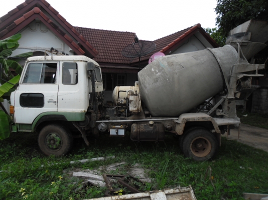 ขายรถโม่ 6 ล้อ HINO FD 171D โม่ไฮดรอลิค 2.5 คิวเครื่อง HO7C 185 แรงเครื่องดีคัสซีสวยทะเบียนเต็ม