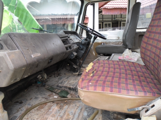 ขายรถโม่ 6 ล้อ HINO FD 171D โม่ไฮดรอลิค 2.5 คิวเครื่อง HO7C 185 แรงเครื่องดีคัสซีสวยทะเบียนเต็ม