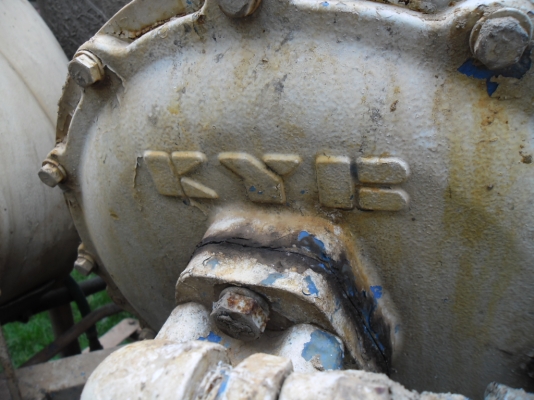 ขายรถโม่ 6 ล้อ HINO FD 171D โม่ไฮดรอลิค 2.5 คิวเครื่อง HO7C 185 แรงเครื่องดีคัสซีสวยทะเบียนเต็ม