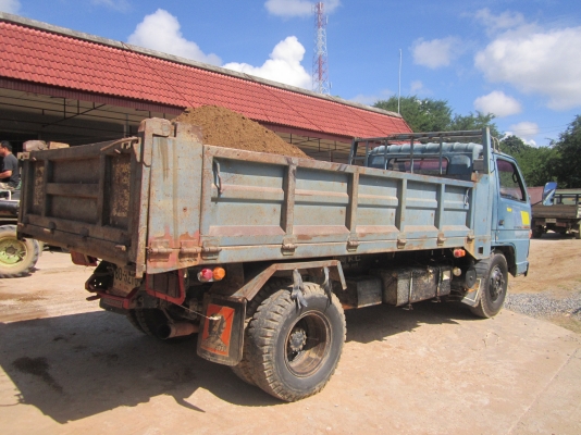 ขาย ดั้ม NPR 115 พวงมาลัยเพาเวอร์