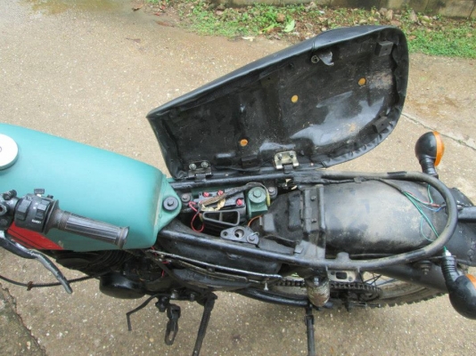 ขายด่วน YAMAHA DT 100 มีเล่มทะเบียน ระบบไฟใช้ได้หมด ขายด่วน YAMAHA DT 100 มีเล่มทะเบียน ระบบไฟใช้ได้หมด