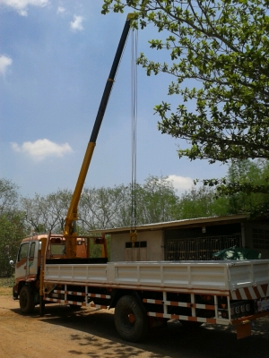 ขาย6ล้อติดเครน3ตัน(เสาสูง)tadano