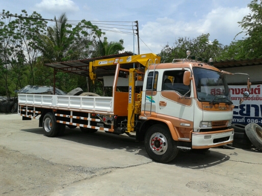 ขาย6ล้อติดเครน3ตัน(เสาสูง)tadano