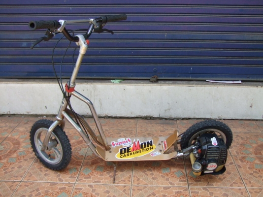 สกู๊ตเตอร์ ติดเครื่อง NIHON