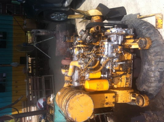 ขายเครื่องรถแมคโคร PC!20-1-2  4D105-5 สภาพสวย สนใจติดต่อ บอย 085-156-2314