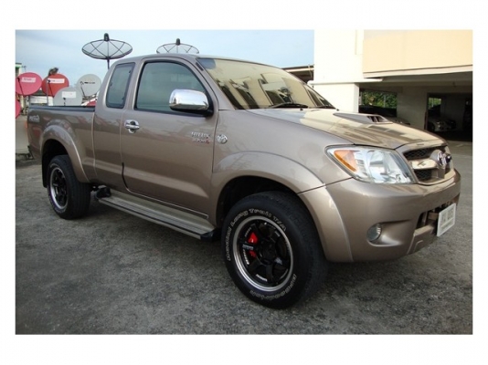 ขายรถสภาพสวยมาก PRERUNNER (CAB) สภาพเดิม ๆ จากโรงงาน ภายในสะอาด แม็ค 18 นิ้ว ประกันภัยชั้น 1 บุ๊คครบ ประกันภันชั้น1เหลือเกือบปี