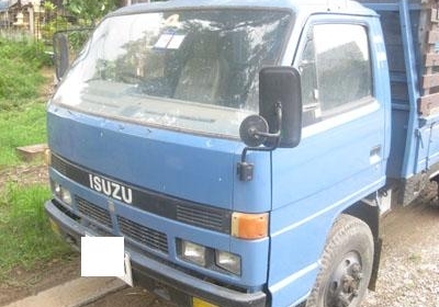 ขายหกล้อ NPR 115 แรง F หน้าหลัง พร้อมใช้ 088-4501277