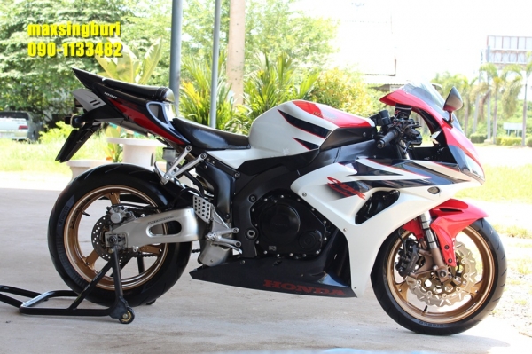 แม็กสิงห์บุุรี//CBR1000RR ปี2006 สเป๊คเมกา แรงๆท่อสูตร ทะเบียนแท้ โอนขนส่ง 340000 (รับเทิร์น)