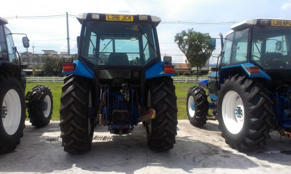 รถไถฟอร์ด 7740 คันที่ 2 ยางใหม่ 4 เส้น